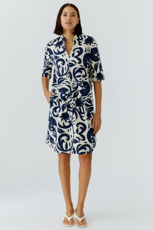 0105 white blue