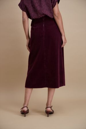  09 aubergine